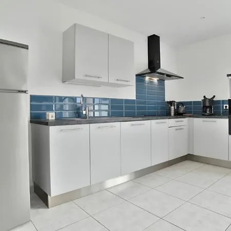 Grande Maison Confort Pour 4 Personnes A Dans La Baie Du-mont-saint-michel *